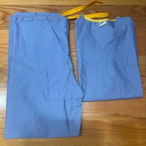 Brand new medline encore scrub top and bottom size S